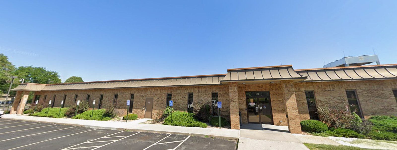 Exterior view of Aboutaleb Mosque Omaha building
